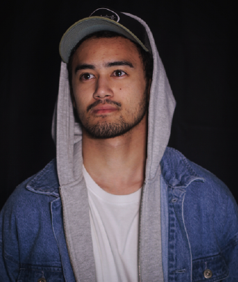 guitarrista bruno okuyama